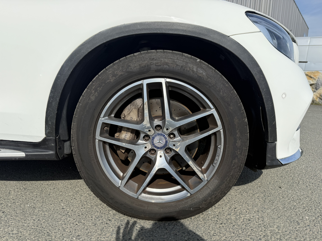 Mercedes Mercedes Glc — 38