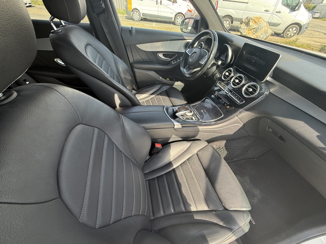 Mercedes Mercedes Glc — 16
