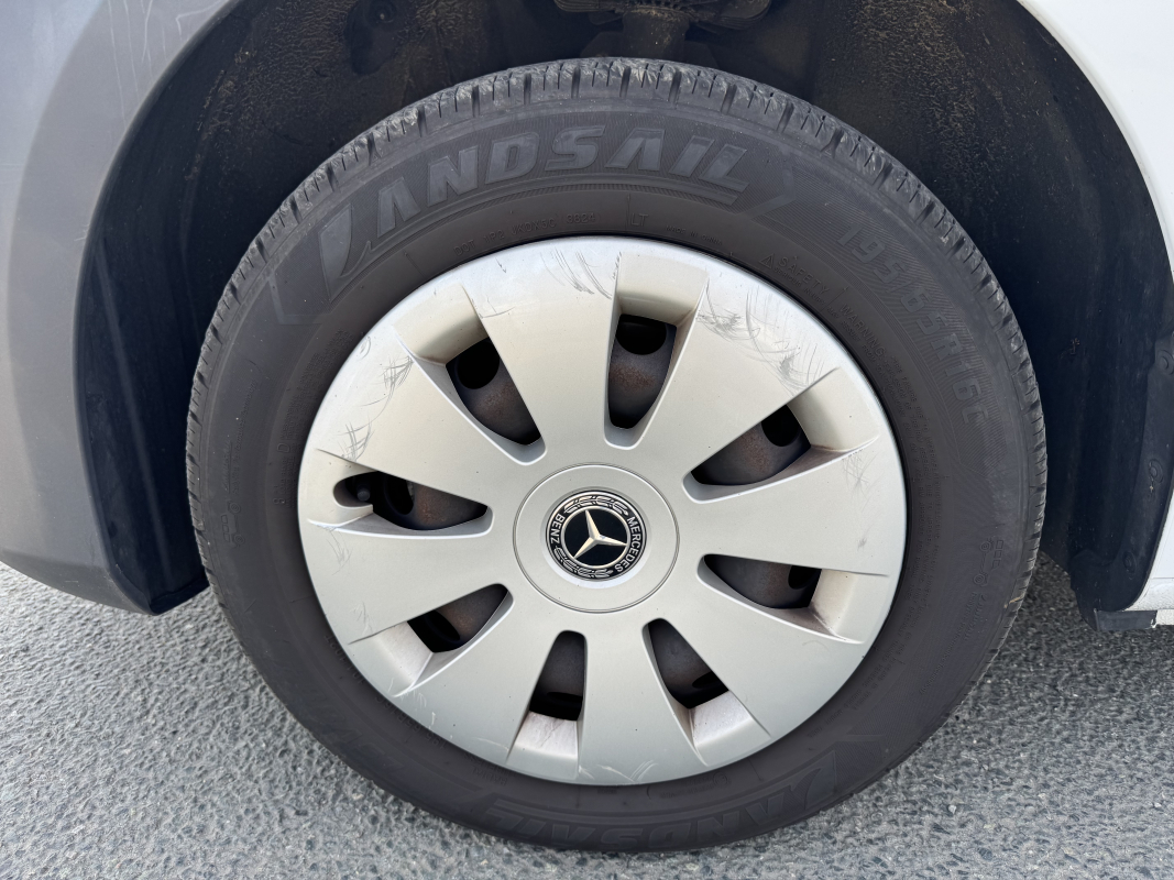 Mercedes Vito — 35