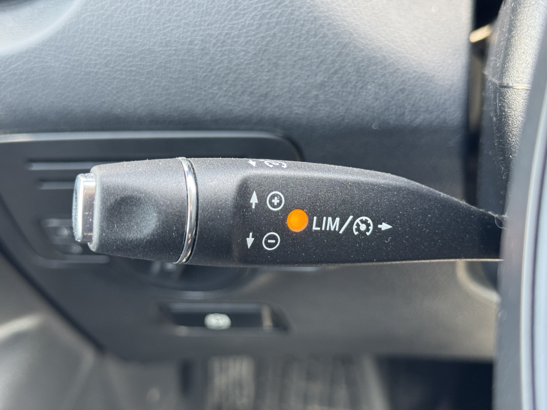 Mercedes Vito — 22