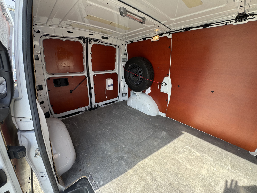 Mercedes Vito — 17