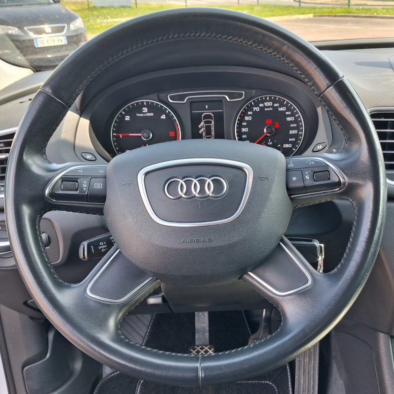 Audi Q3 — 16