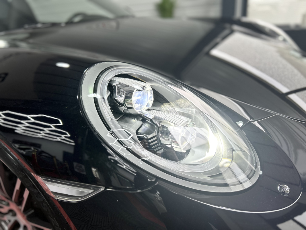 Porsche 911 — 23