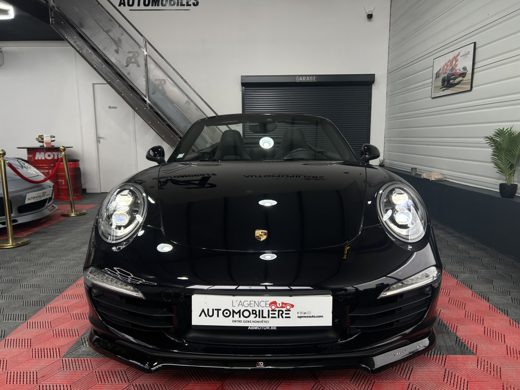 Porsche 911 — 4