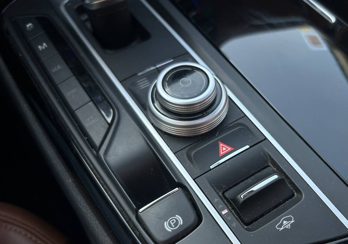 Maserati Levante — 21