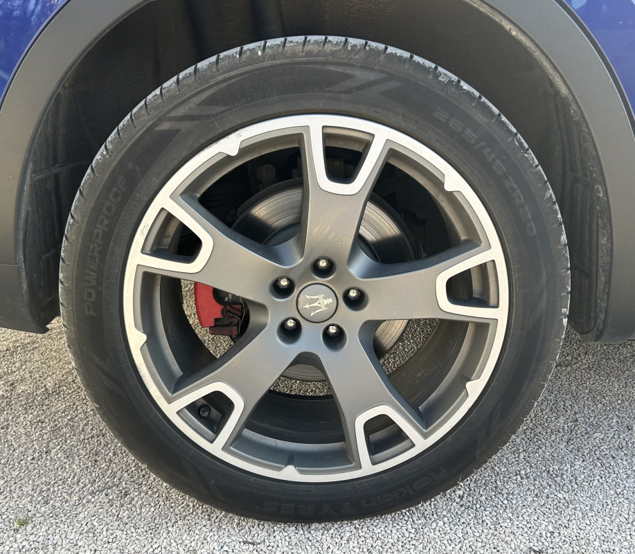 Maserati Levante — 29