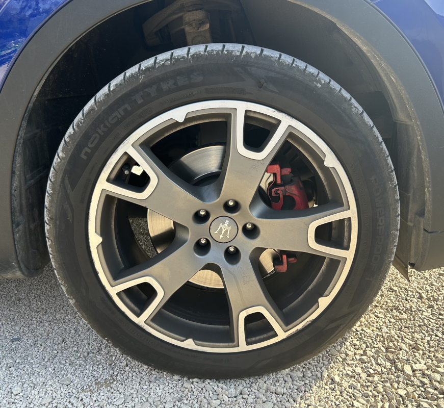 Maserati Levante — 31