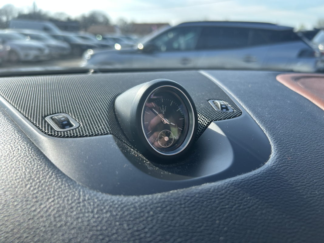 Maserati Levante — 22
