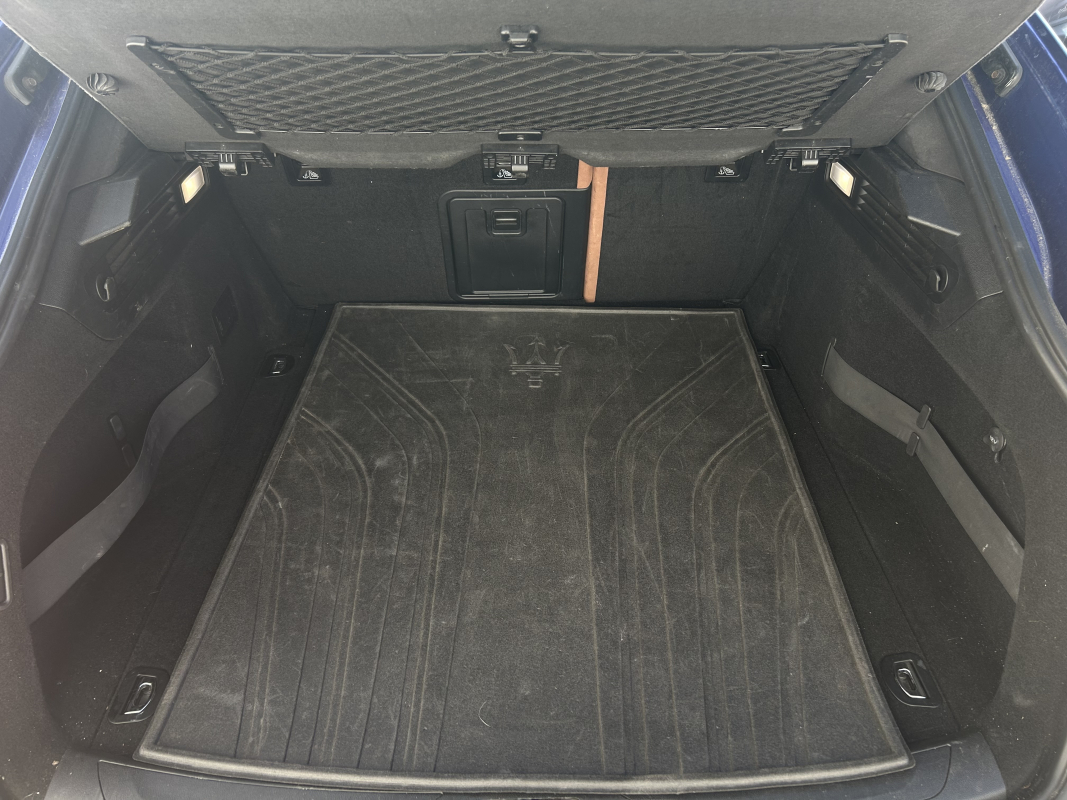 Maserati Levante — 25