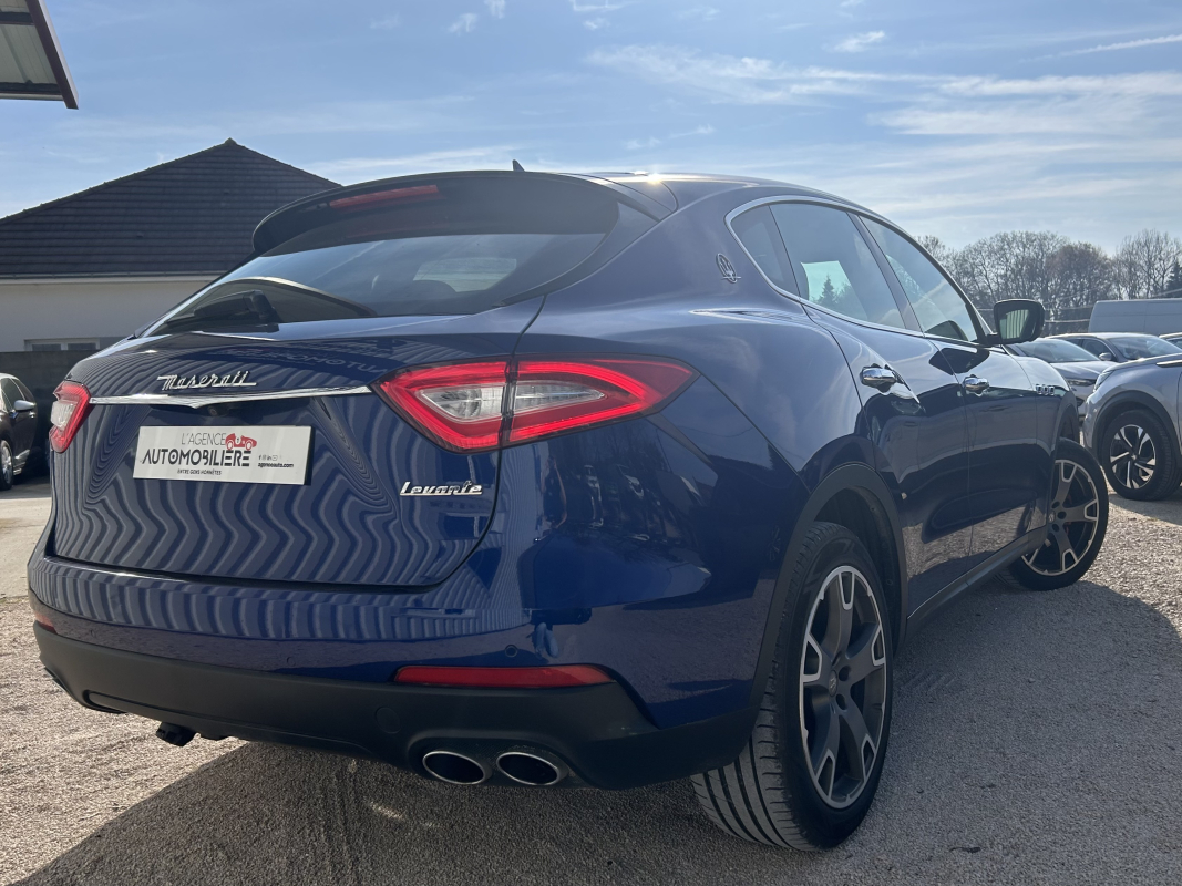 Maserati Levante — 8