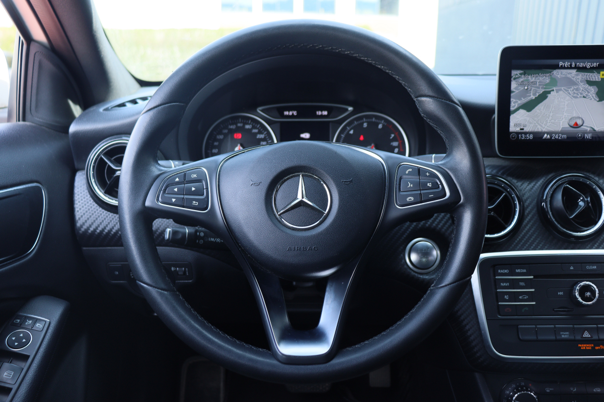 Mercedes Classe GLA — 12