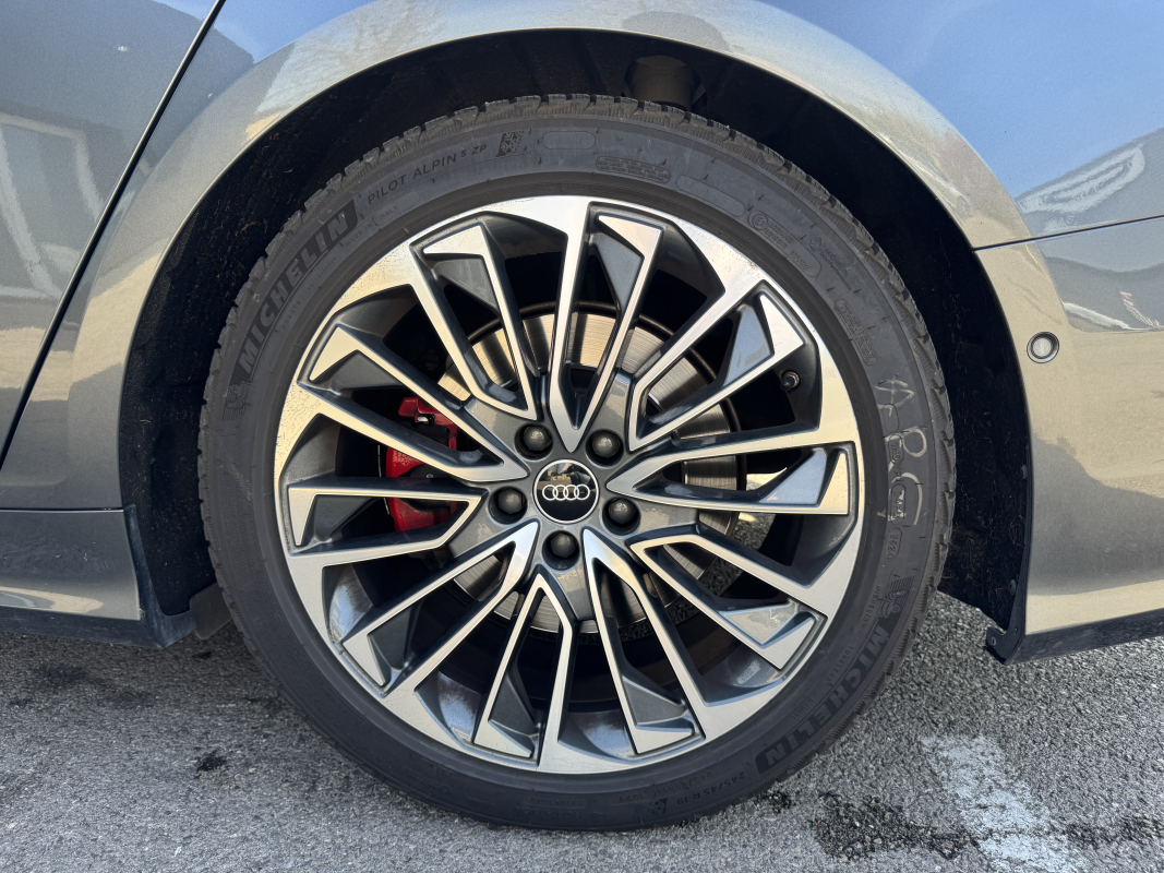 Audi A6 Avant — 36