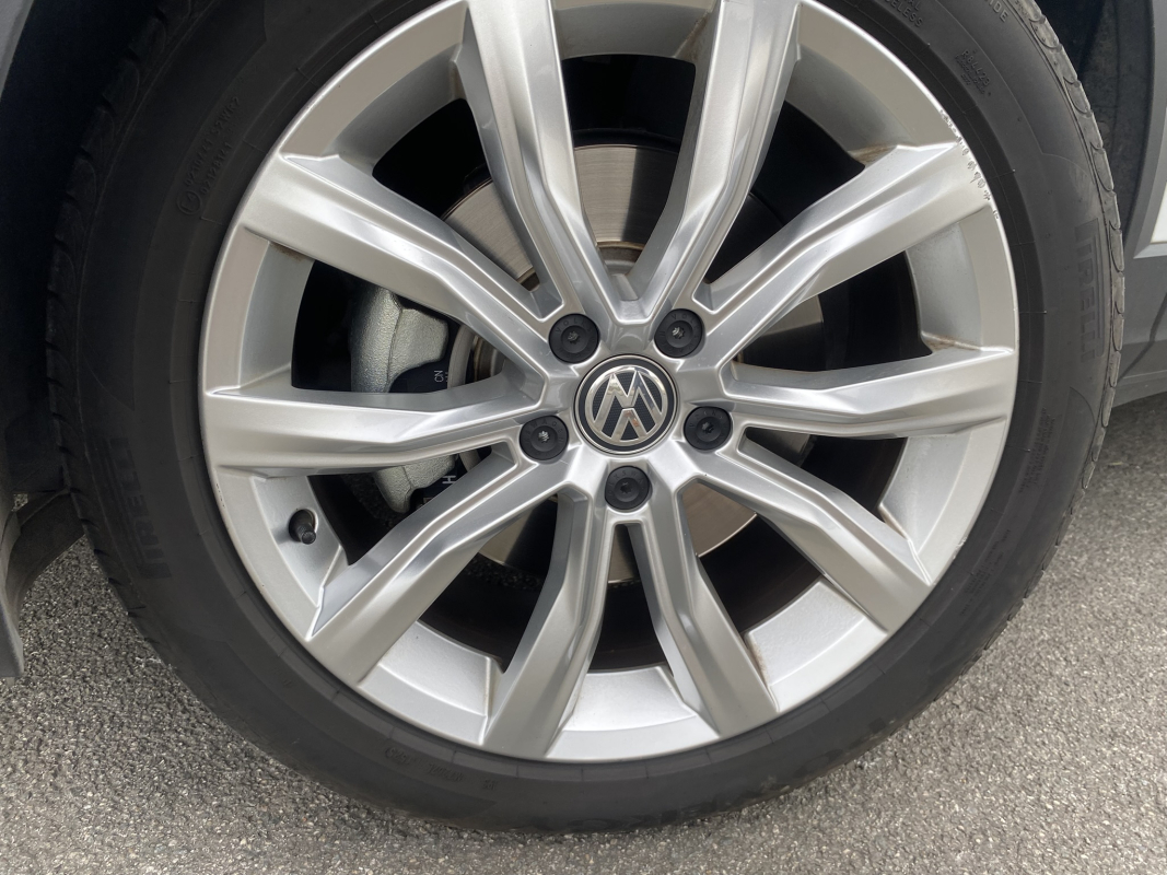 Volkswagen T-roc — 35