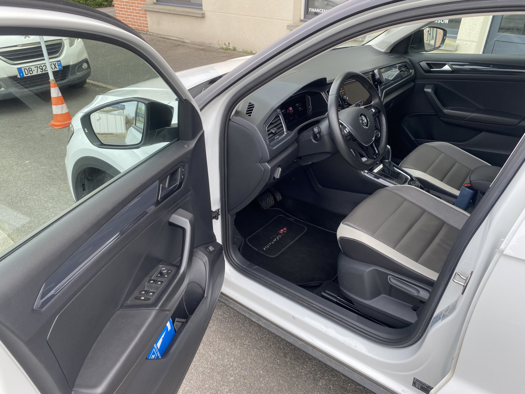 Volkswagen T-roc — 20