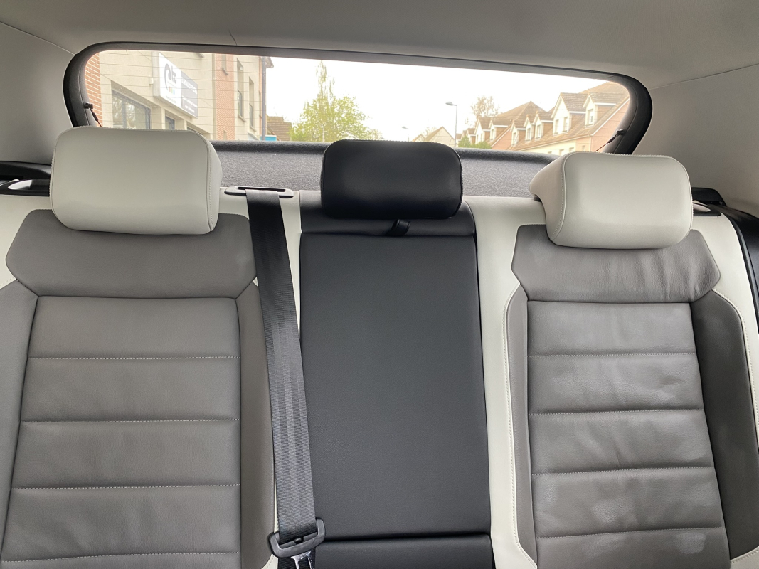Volkswagen T-roc — 28