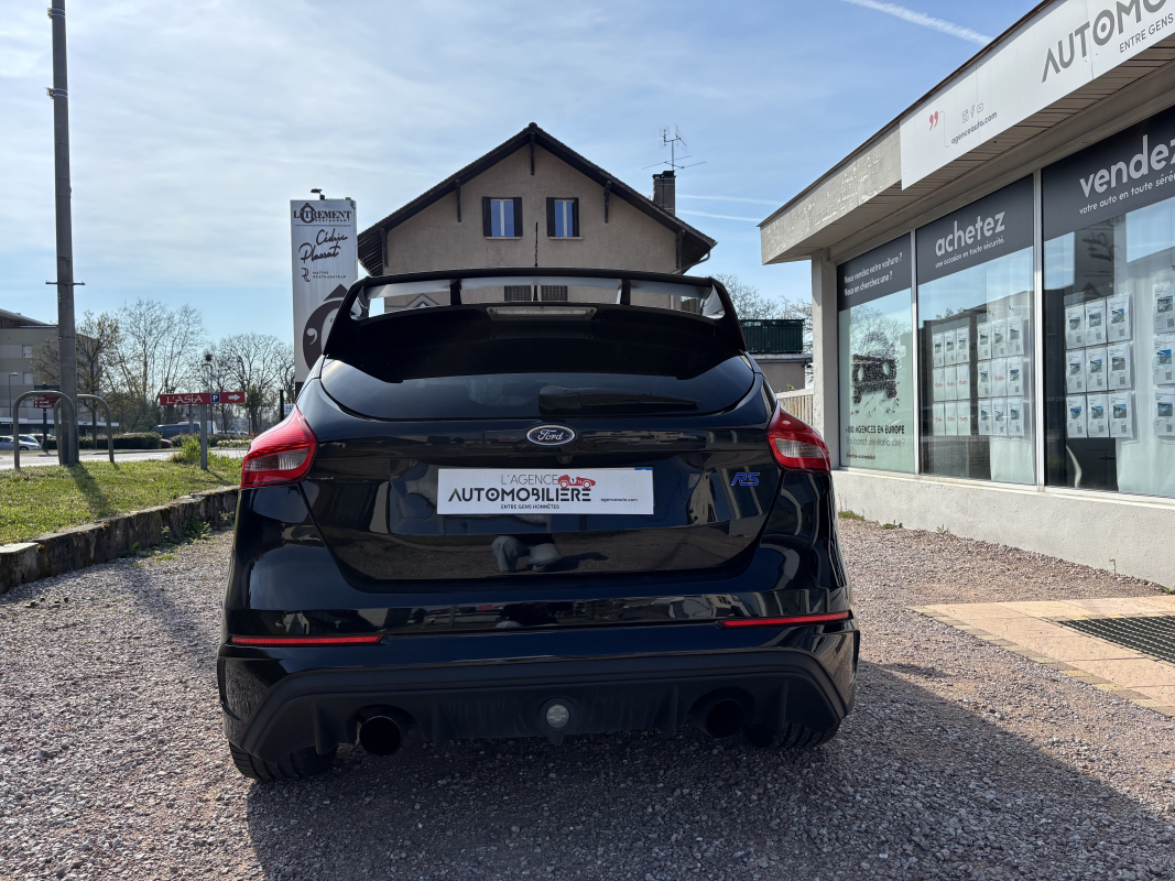 Ford Focus — 7