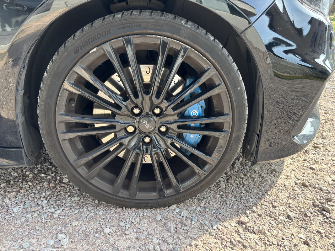 Ford Focus — 24