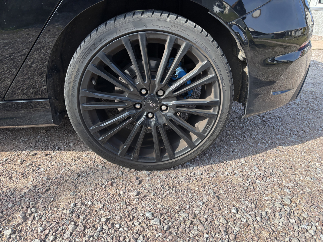 Ford Focus — 25