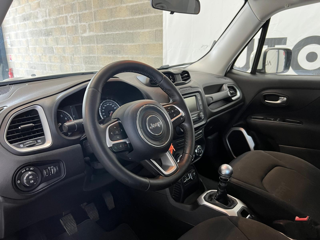 Jeep Renegade — 8