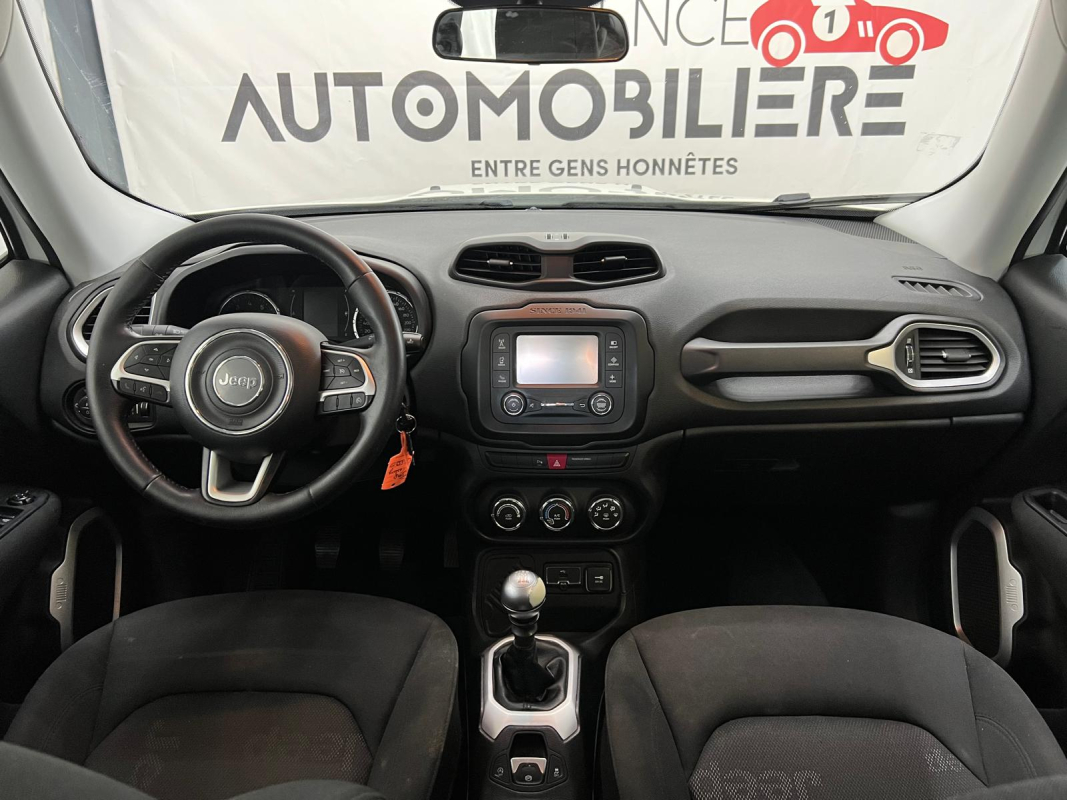 Jeep Renegade — 15