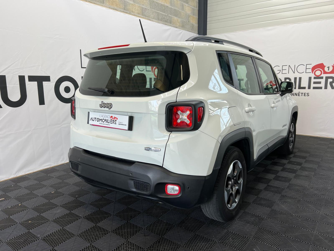 Jeep Renegade — 5