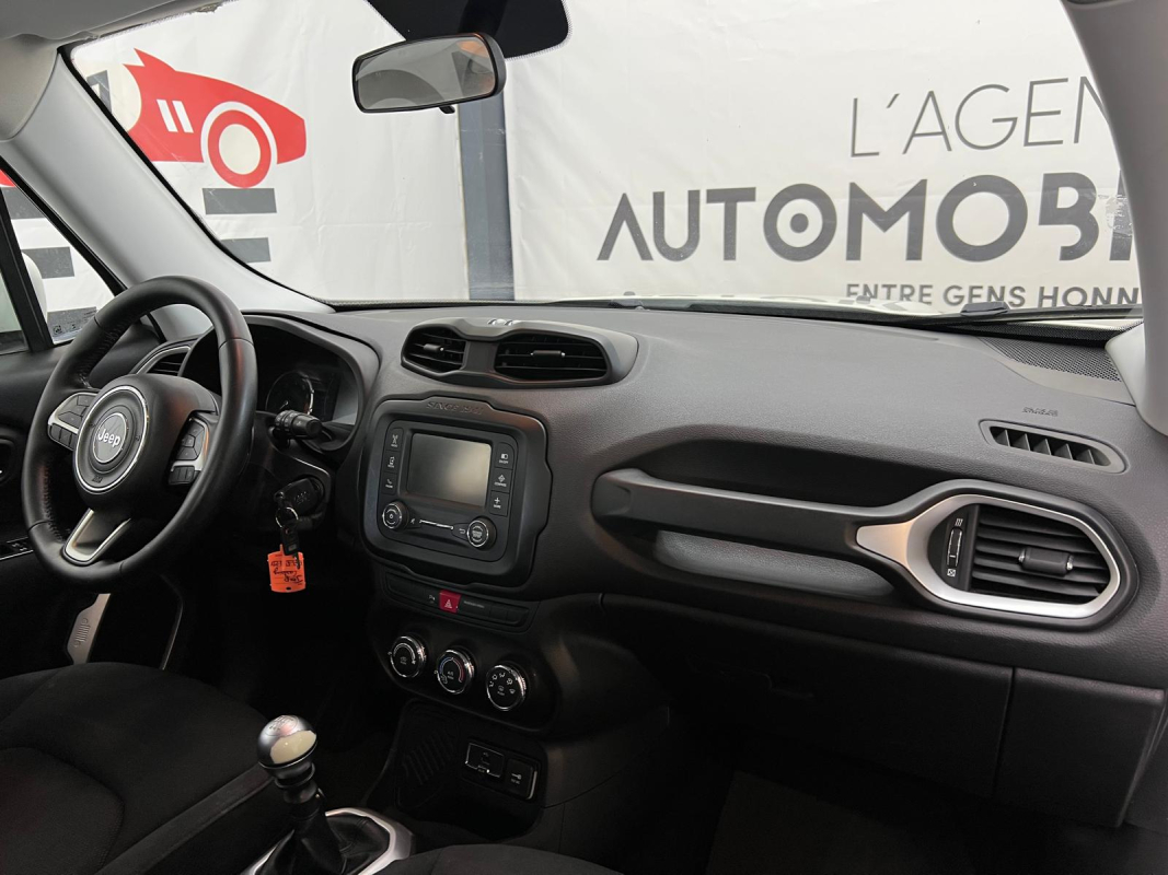 Jeep Renegade — 10