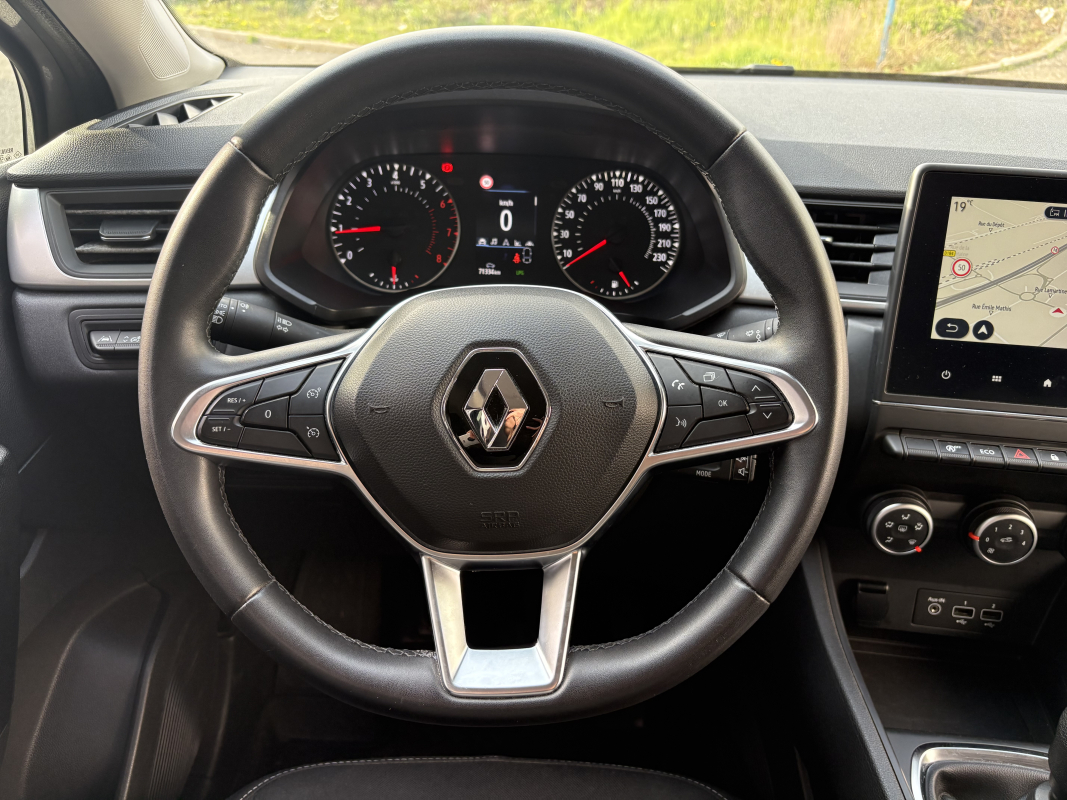Renault Captur — 8