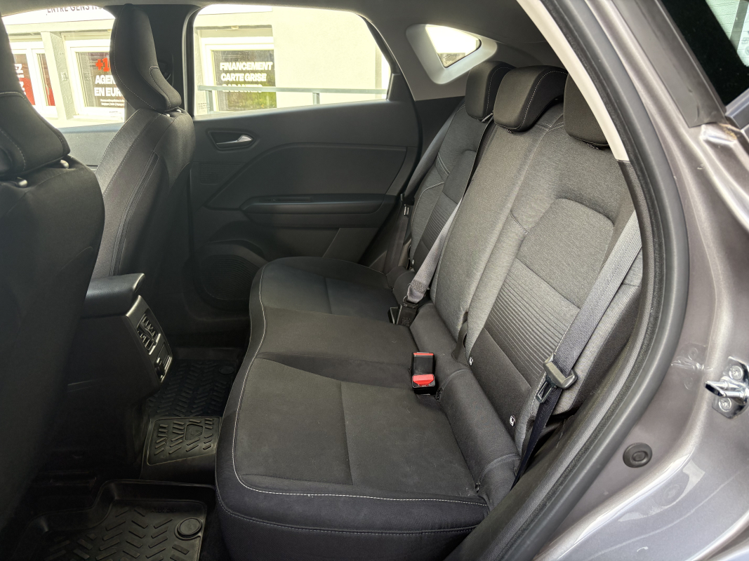 Renault Captur — 5