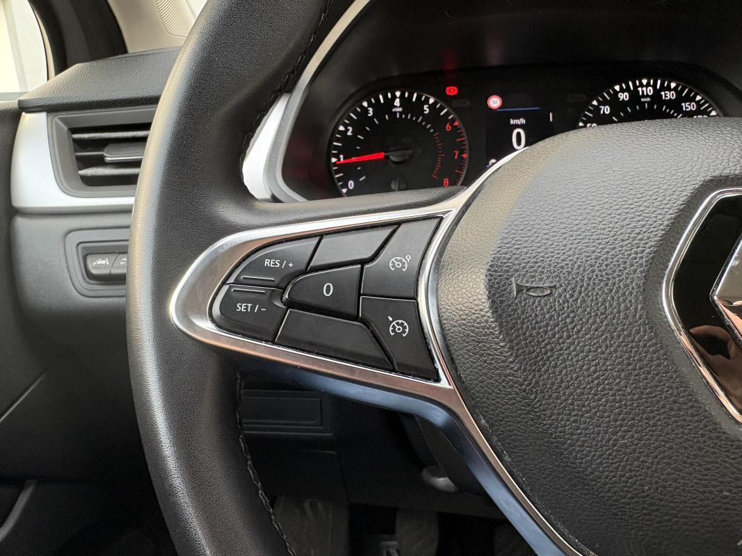 Renault Captur — 11