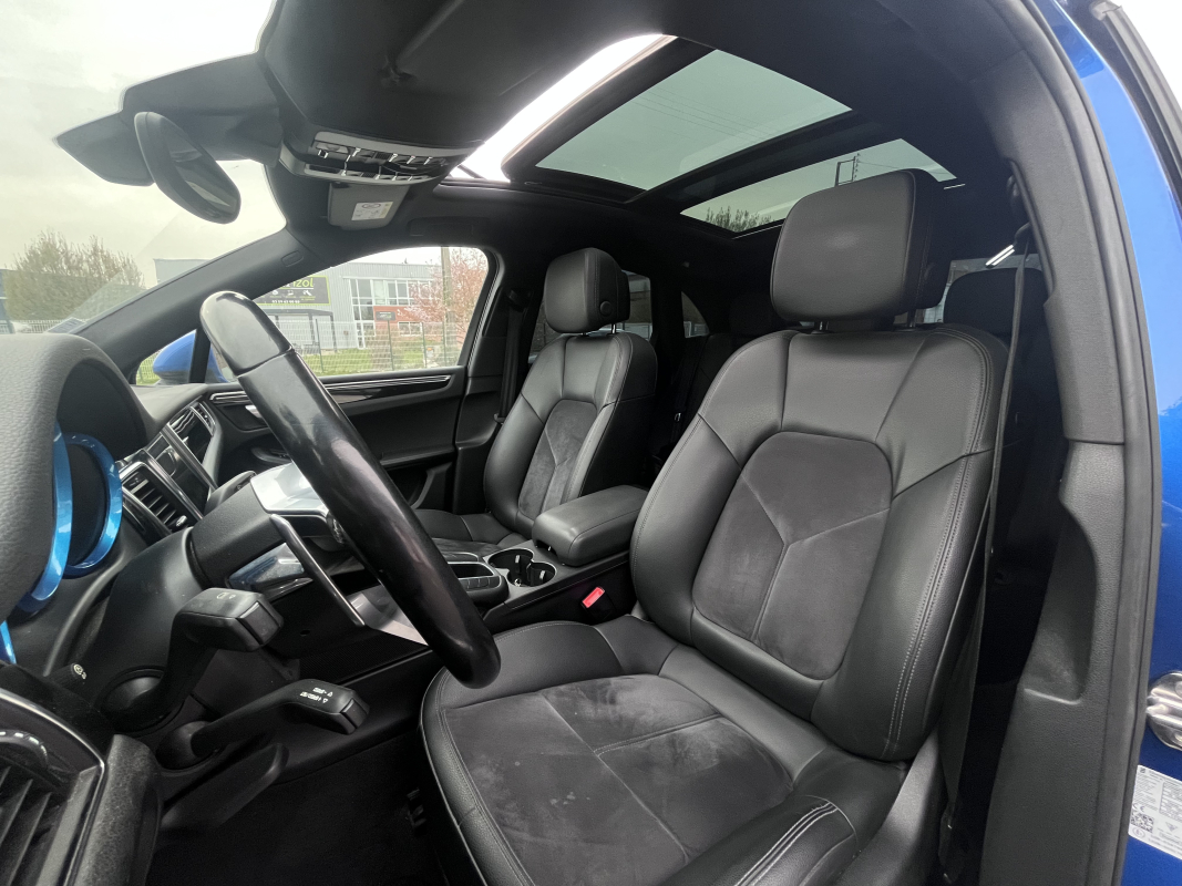 Porsche Macan — 13