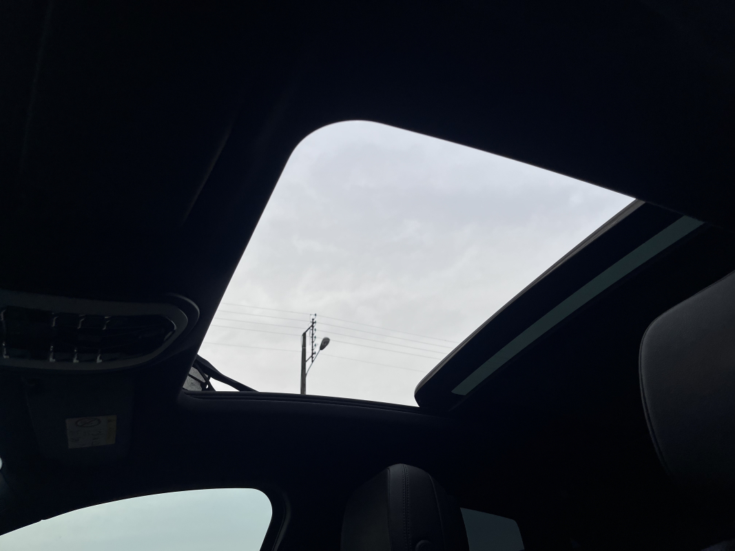 Porsche Macan — 35