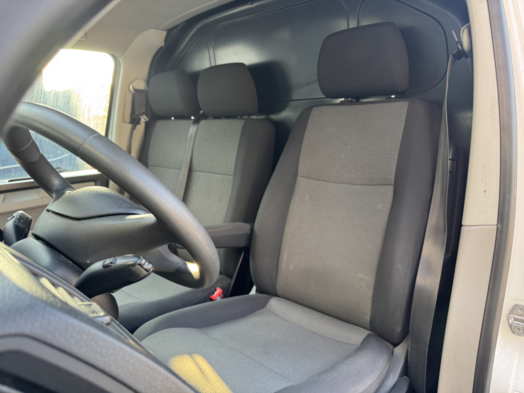 Volkswagen Transporter — 9