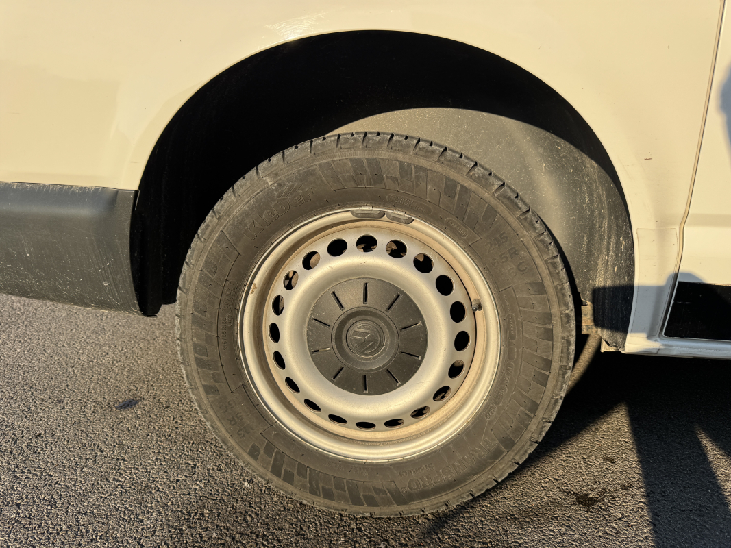 Volkswagen Transporter — 29