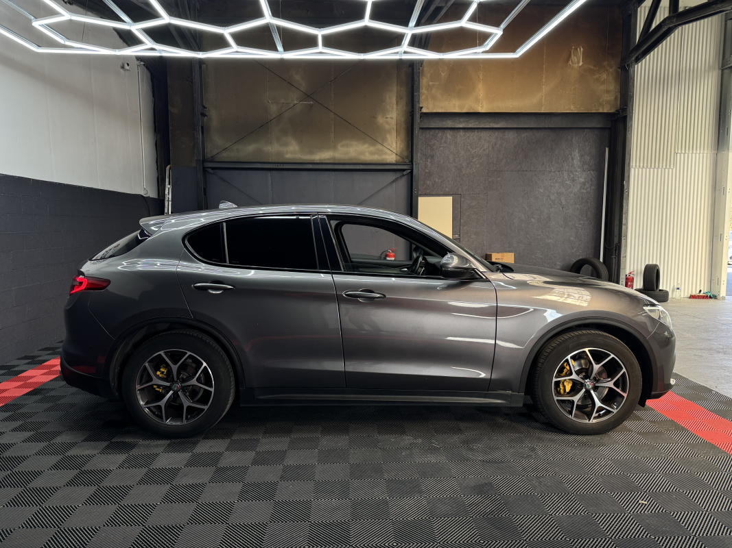 Alfa Romeo STELVIO — 3