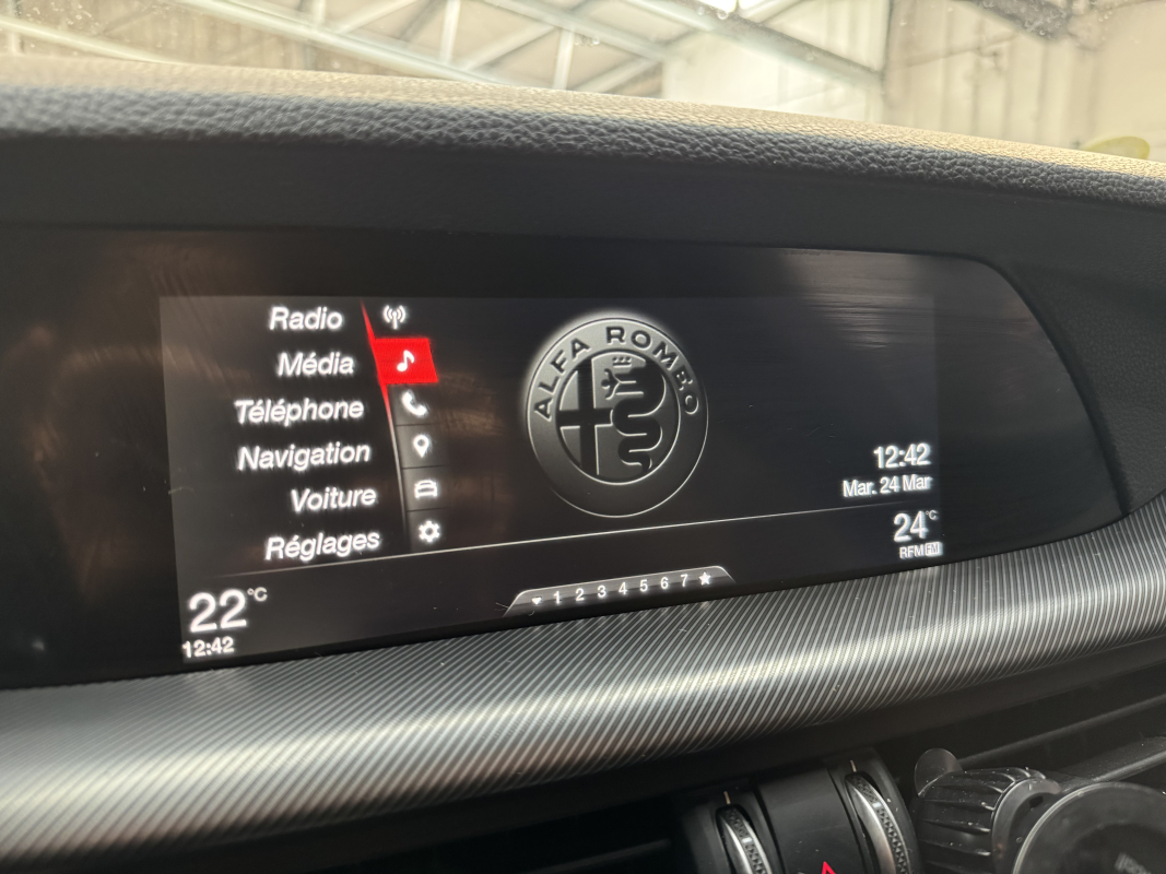 Alfa Romeo STELVIO — 20