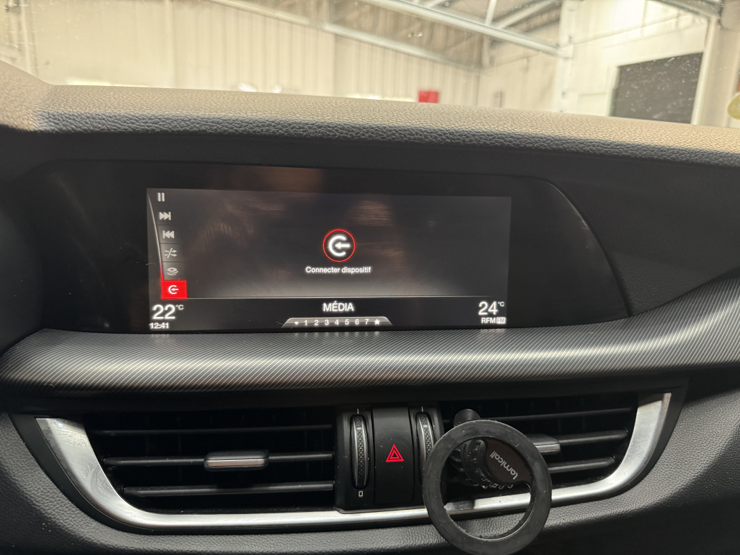 Alfa Romeo STELVIO — 21