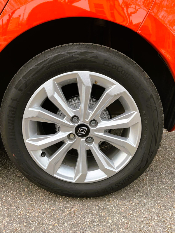 Renault Clio — 30