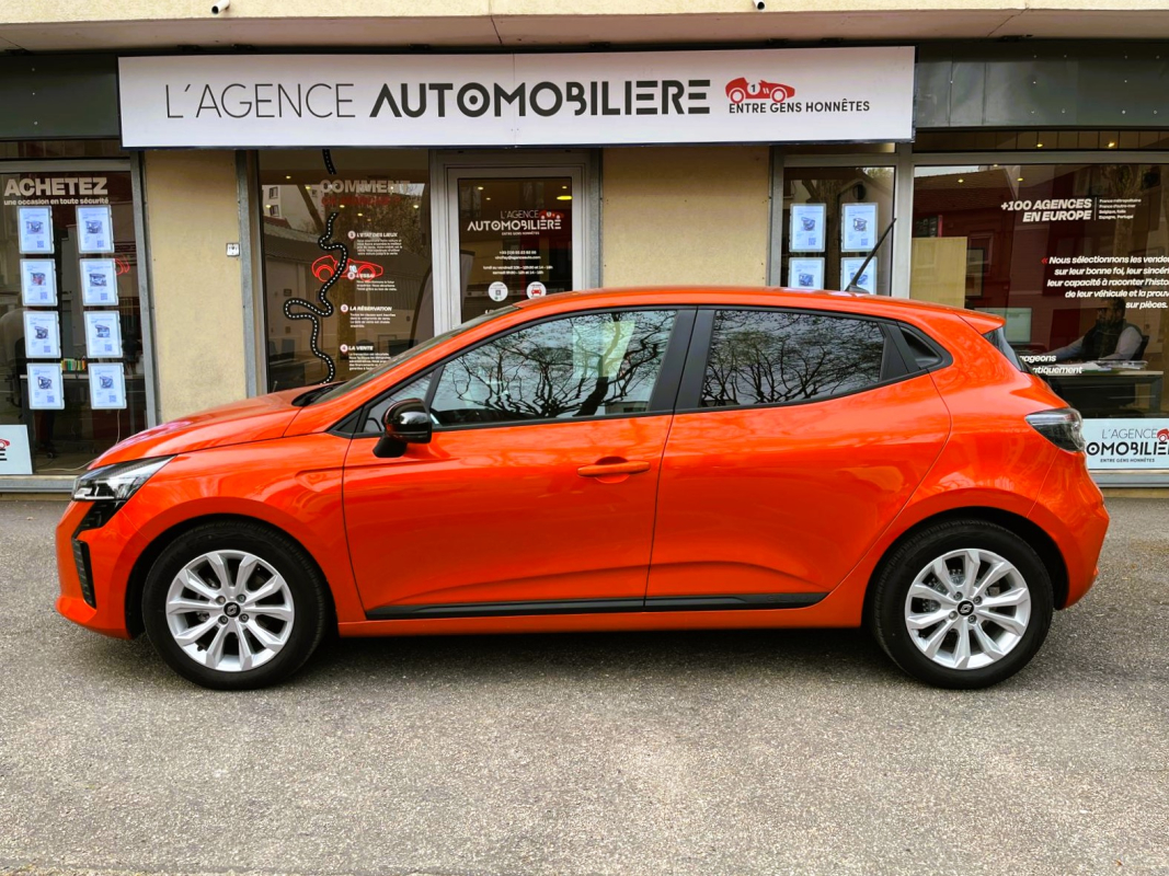 Renault Clio — 7