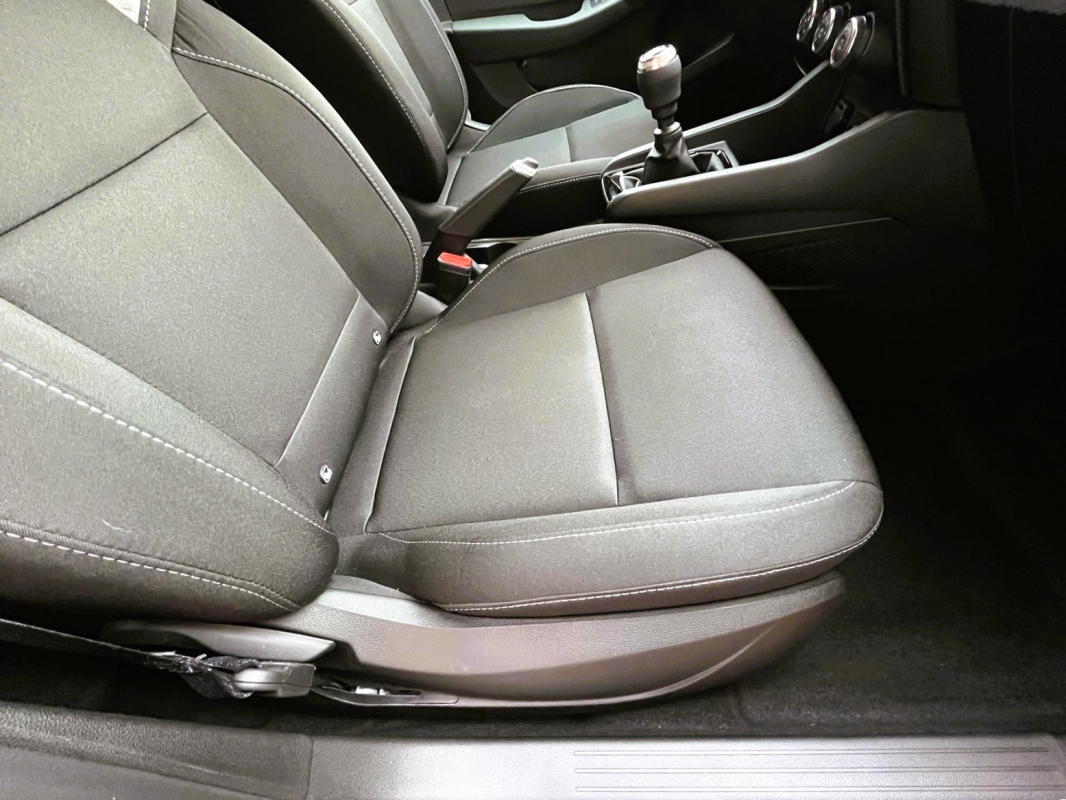 Renault Clio — 14