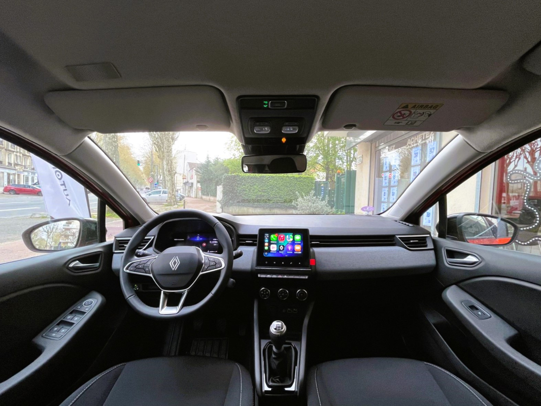 Renault Clio — 9