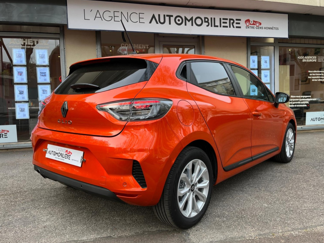 Renault Clio — 4