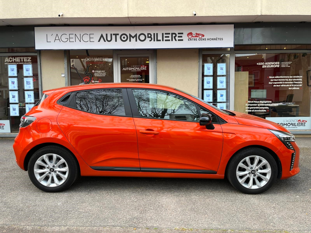 Renault Clio — 8