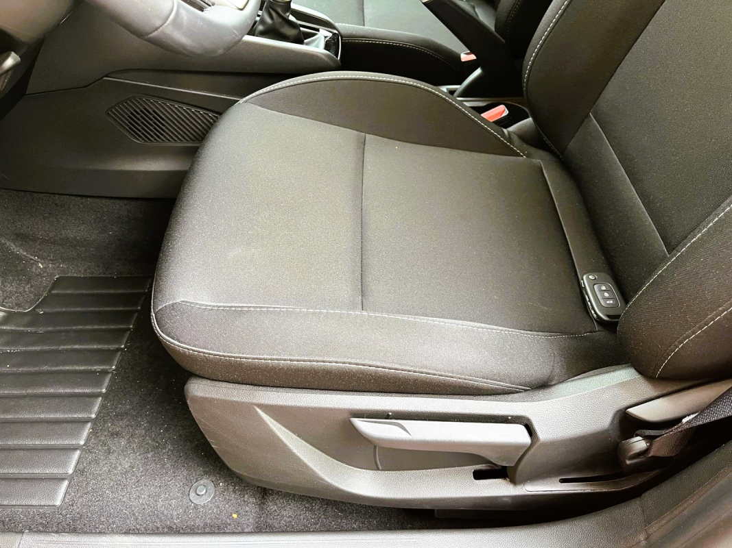Renault Clio — 12