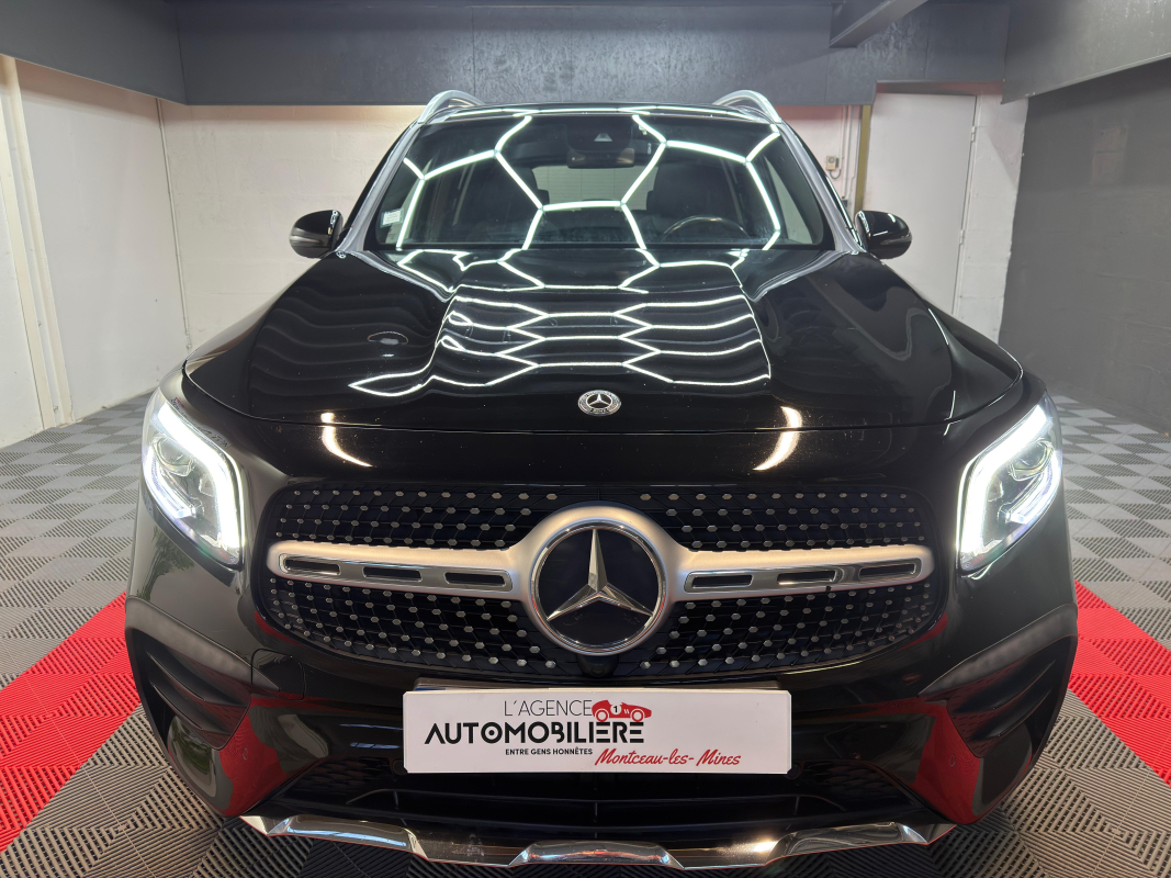Mercedes GLB — 2