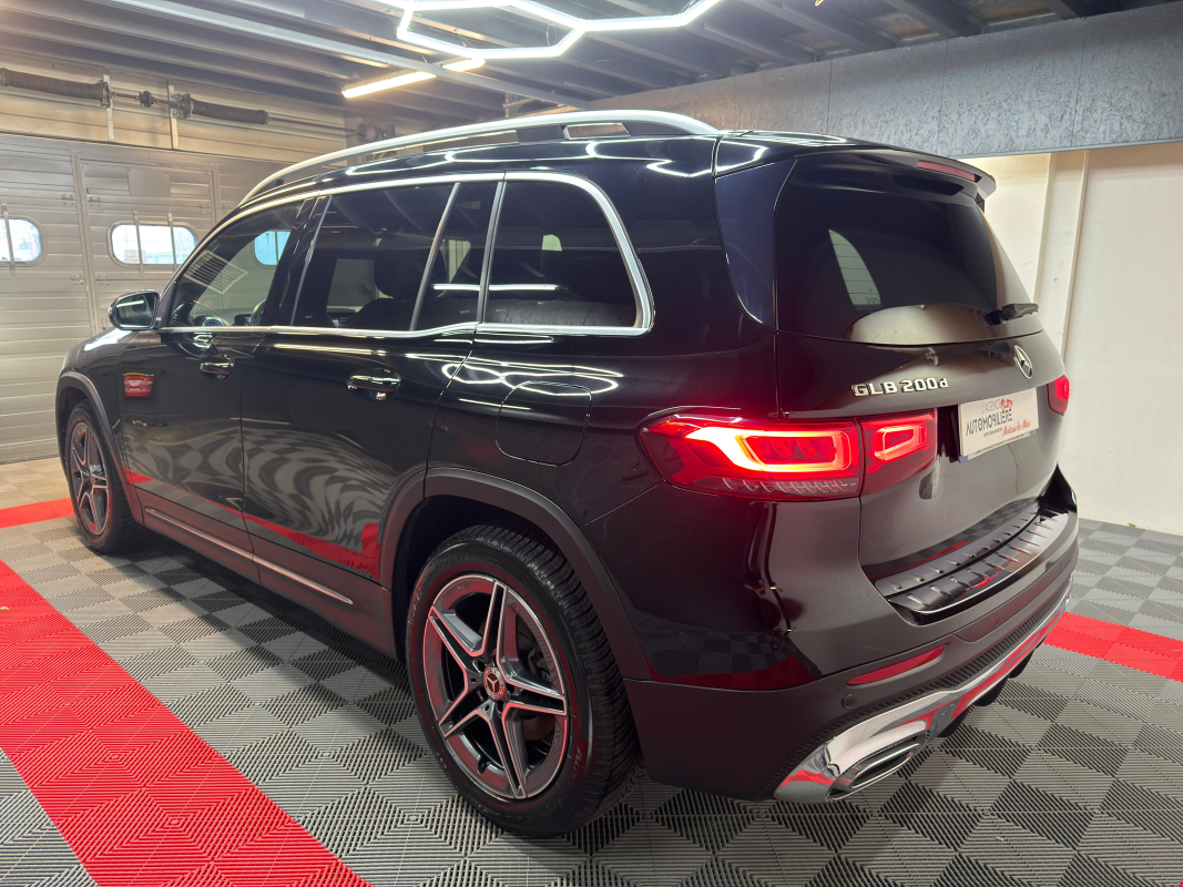 Mercedes GLB — 7