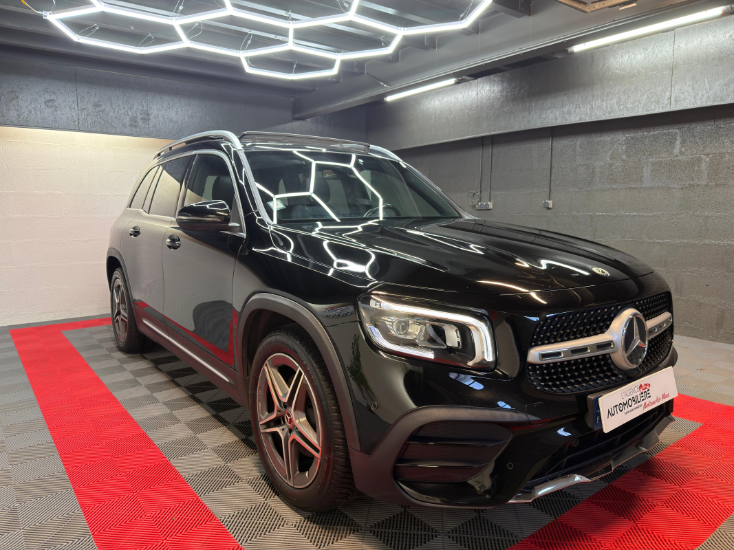 Mercedes GLB — 3