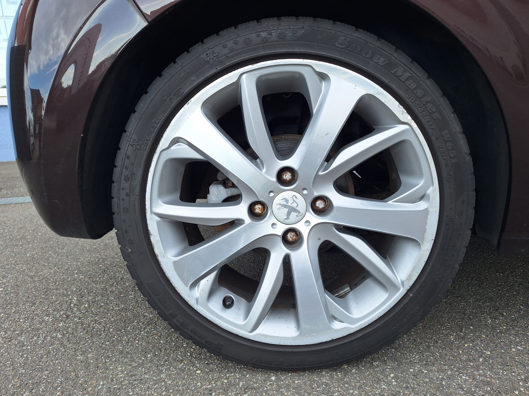 Peugeot 208 — 29