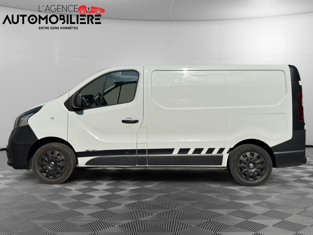 Nissan NV300 — 2