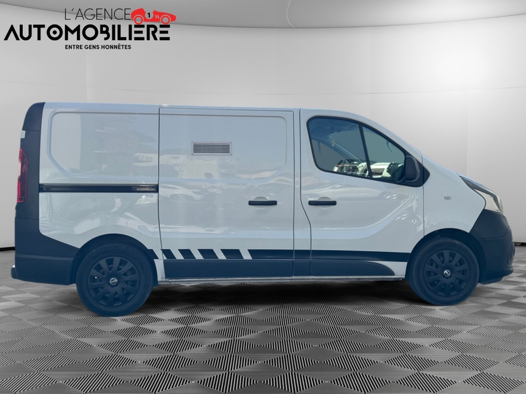 Nissan NV300 — 5