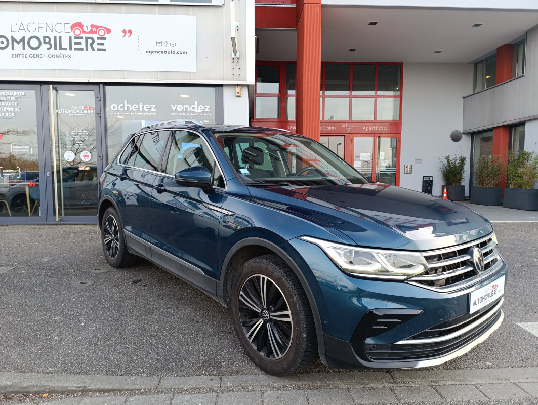 Volkswagen Tiguan — 2